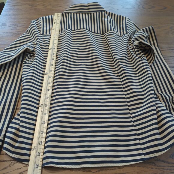 Chicos Blouse Sz 0 Sz 4 Black Tan Stripe Button-Down Shirt long sleeve collared - Picture 12 of 12